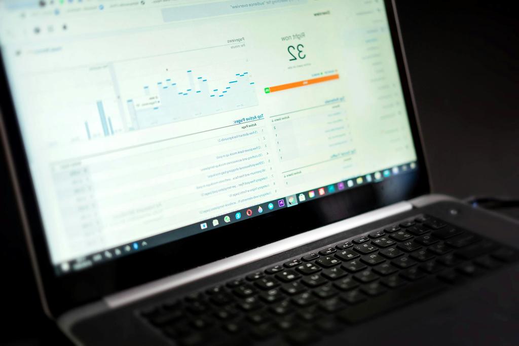 AI dashboard showing oil field analytics
